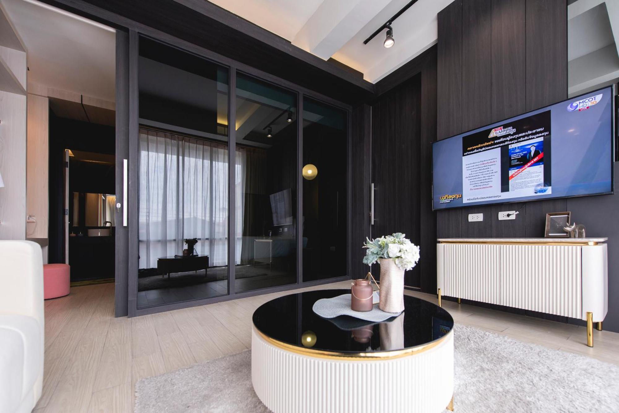 Qlosest Hotel 나콘라차시마 외부 사진